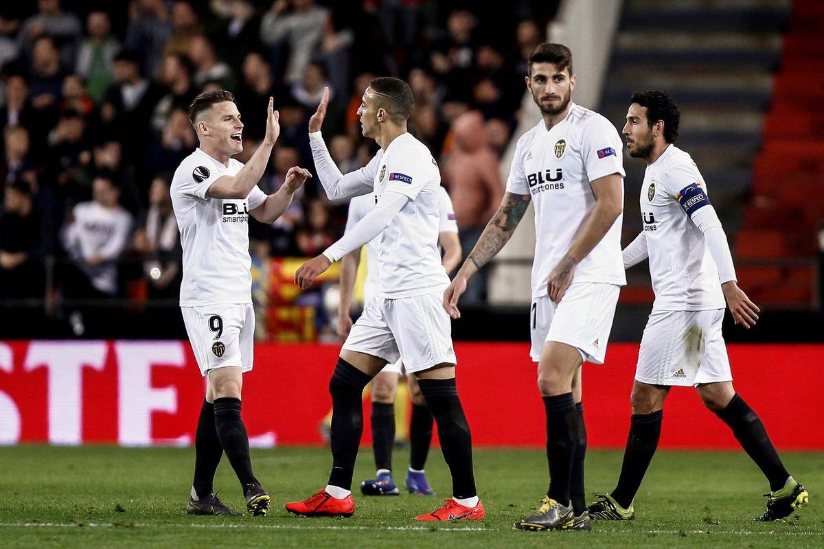 瓦伦西亚客场大胜，力保欧战席位的简单介绍