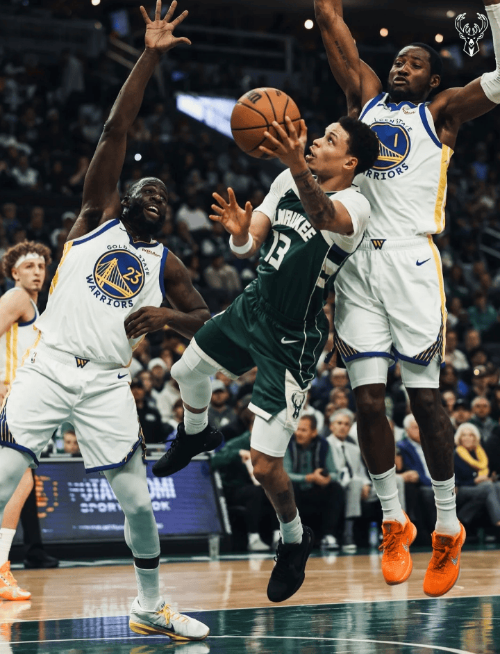 德国男篮碾压勇士,字母哥送出助攻 德国男篮碾压勇士,字母哥送出助攻