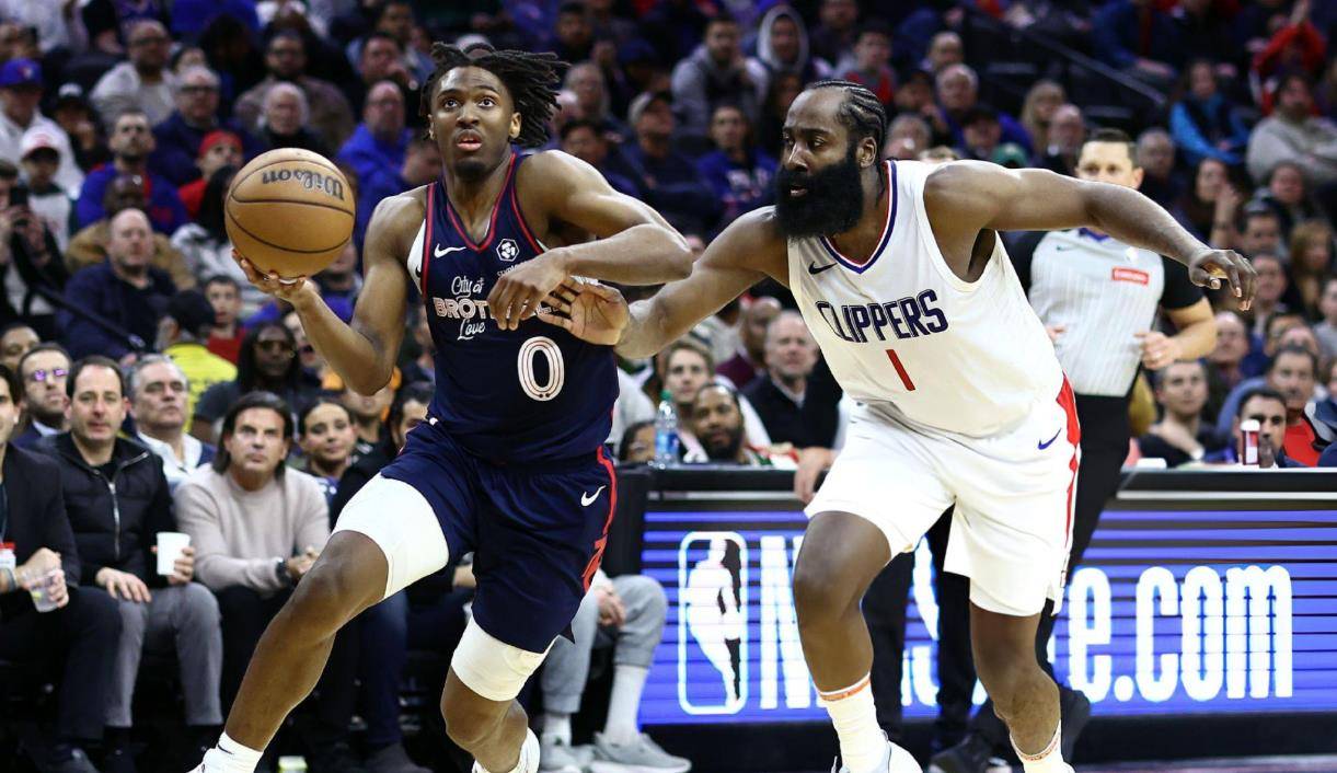 巴西男篮鏖战墨西哥男篮，欧文关键制胜