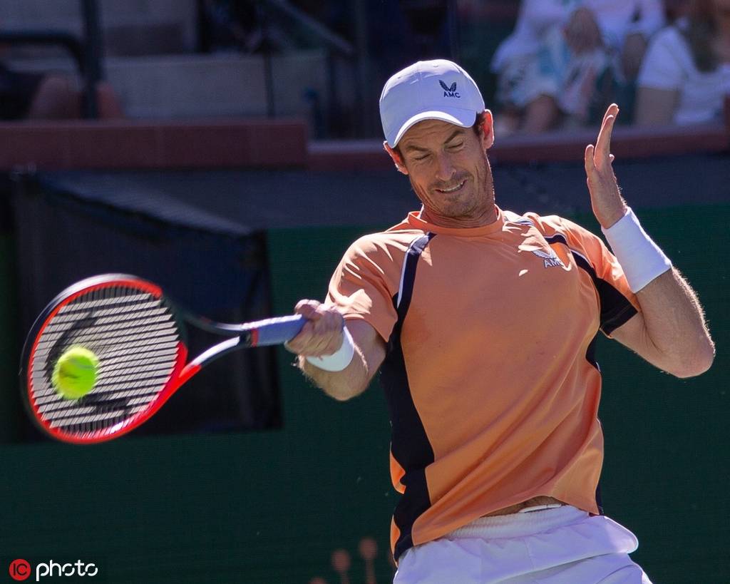 包含美国网球队爆冷欧洲网球队，穆雷惊艳世界的词条