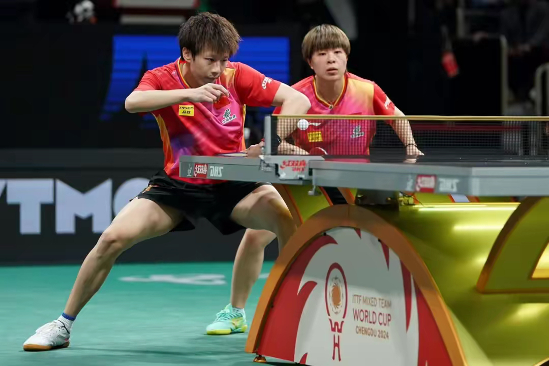 关于中国乒乓球队鏖战英国乒乓球队，波尔制霸全场的信息